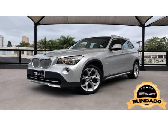 BMW X1 3.0 24V GASOLINA XDRIVE28I 4P AUTOMÁTICO BMW X1 3.0 24V GASOLINA XDRIVE28I 4P AUTOMÁTICO